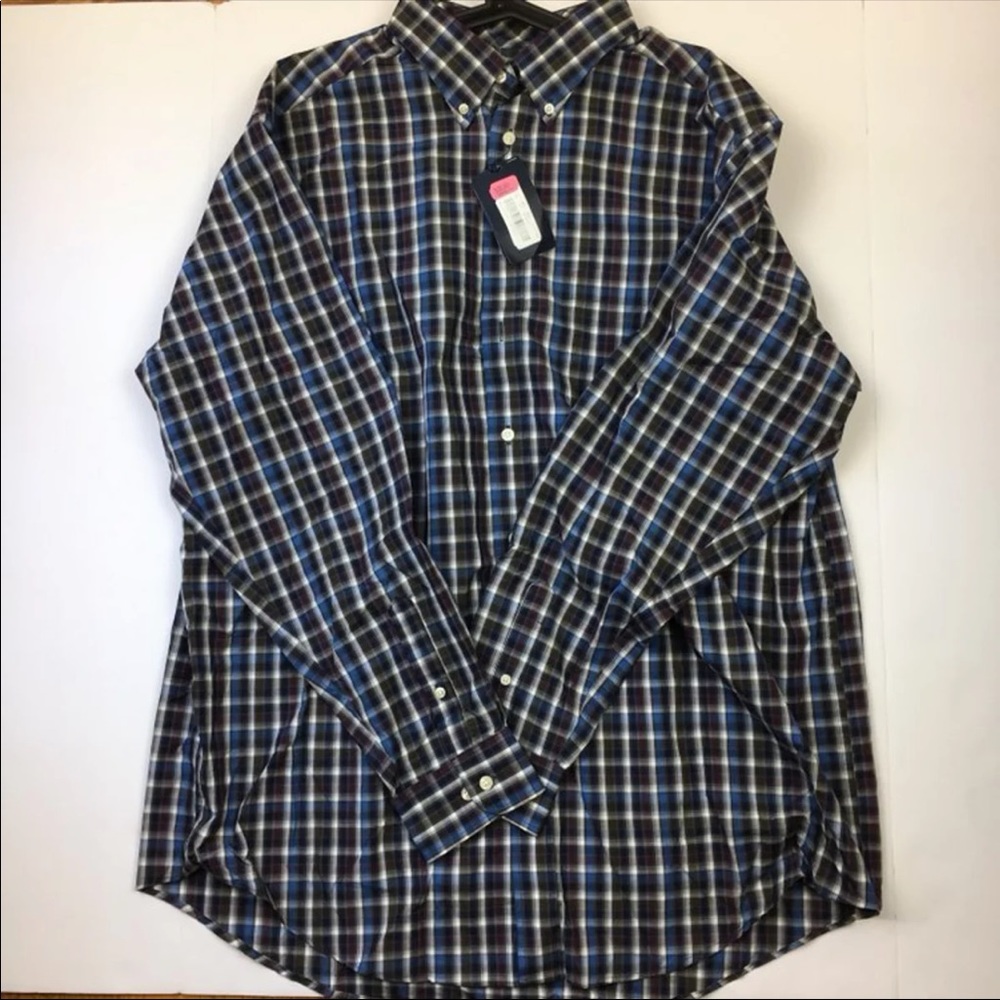 NEW Roundtree & Yorke Men’s  Button Up